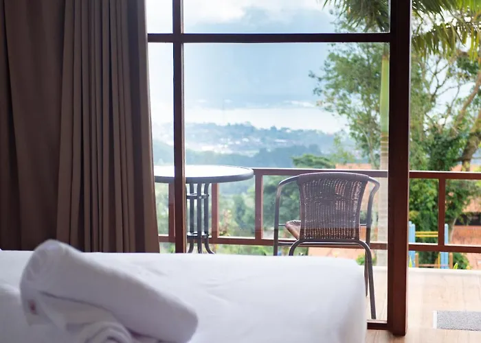 ロッジ Catu Glamping Bedugul
